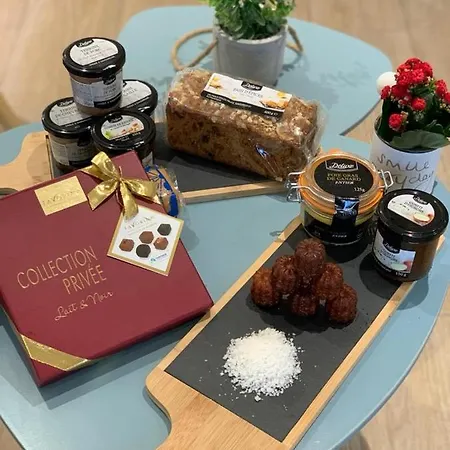 Le Menhir Jacuzzi Lit 200x200 Le Cendre